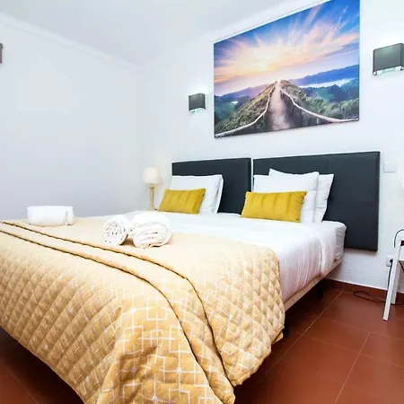 Pearl - Pool View & Location & Appartement Albufeira