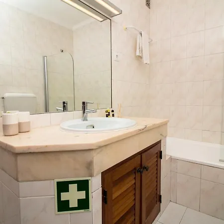 Pearl - Pool View & Location & Albufeira