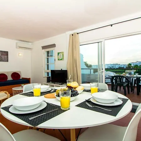 Pearl - Pool View & Location & Appartement