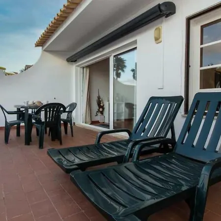 Pearl - Pool View & Location & Appartement Albufeira